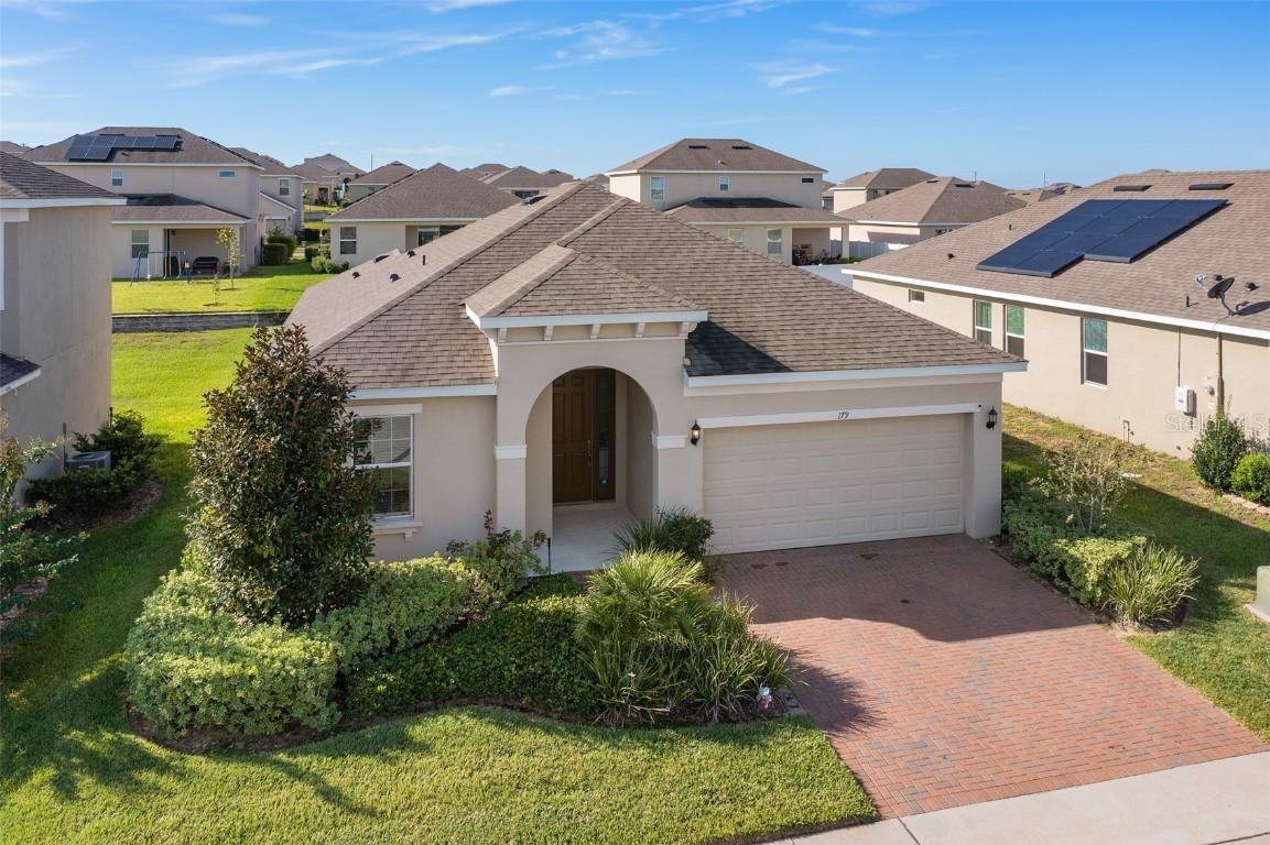 179 Seville Dr., Davenport, FL 33837