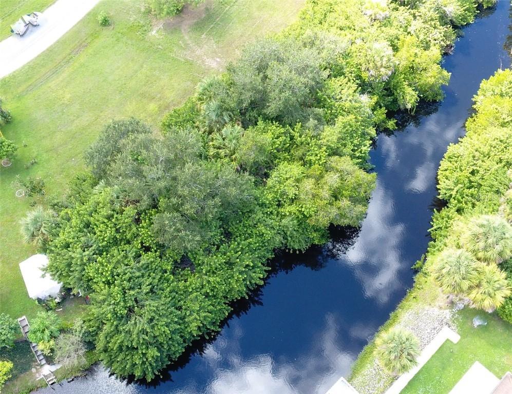 Rosaro Ave, North Port, FL 34287