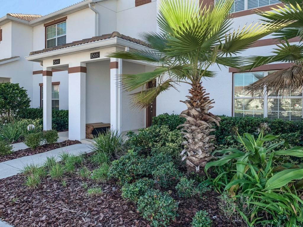 1566 Moon Valley Dr., Davenport, FL 33896