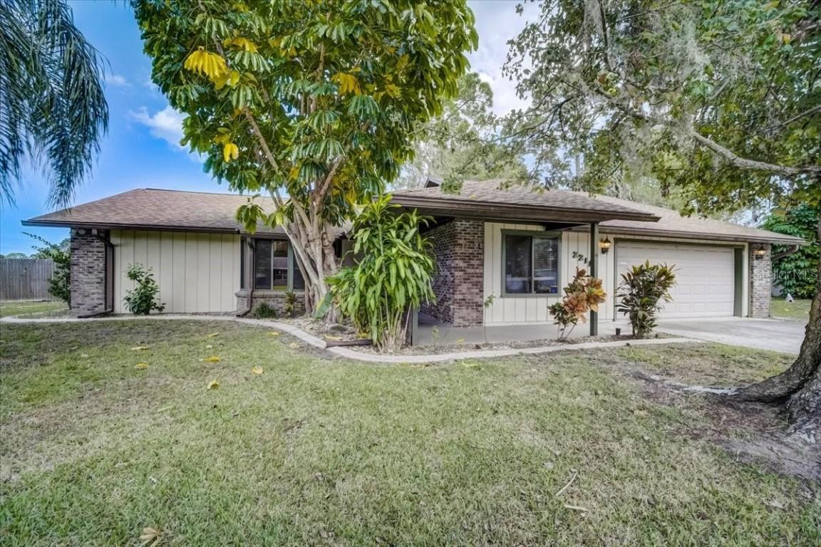 2211 Unity Tree Dr., Edgewater, FL 32141
