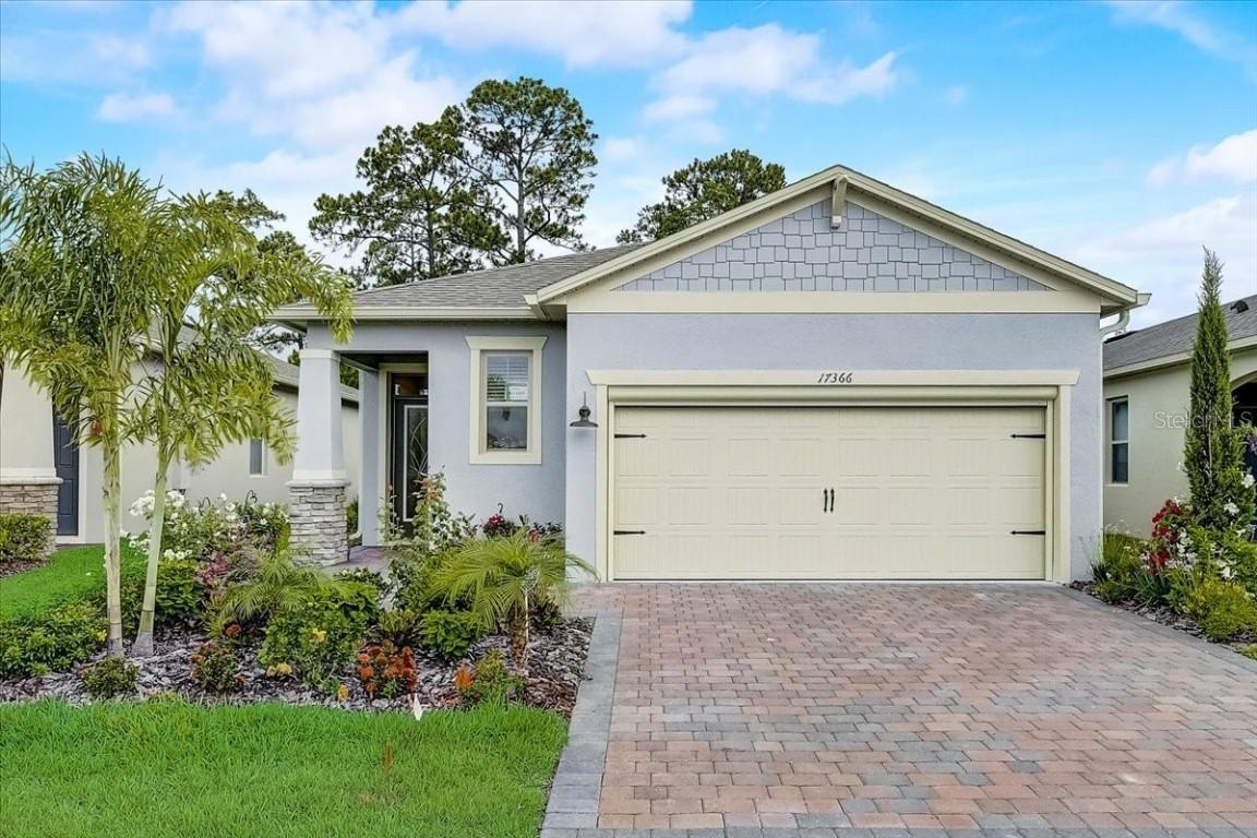 17366 Blazing Star Cir., Clermont, FL 34714