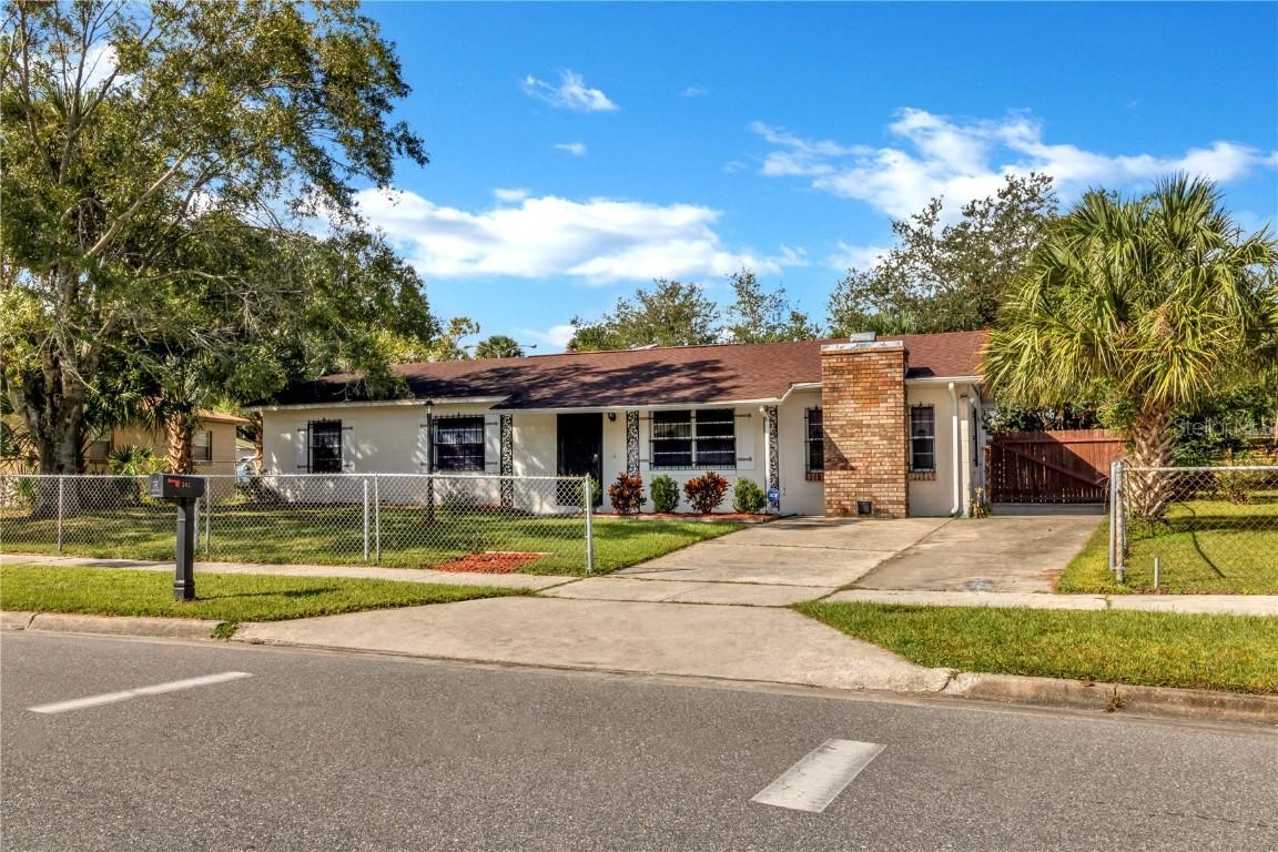202 Yale Dr., Sanford, FL 32771