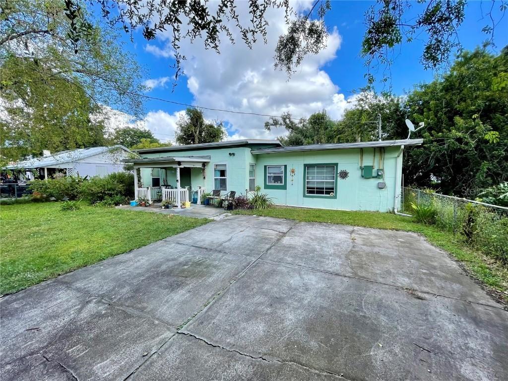 9517 2nd Ave., Orlando, FL 32824