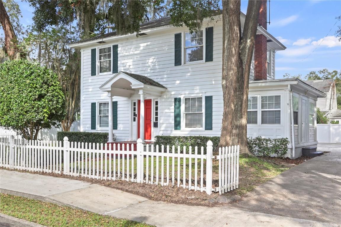 1427 Baltimore Ave., Orlando, FL 32803