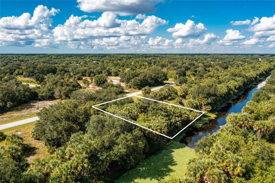 398 Salisbury St, Port Charlotte, FL 33954