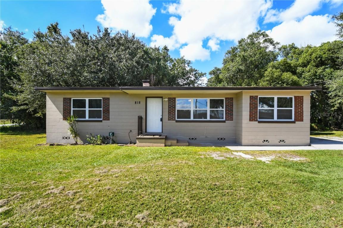 818 S Emory Ave., Kissimmee, FL 34741