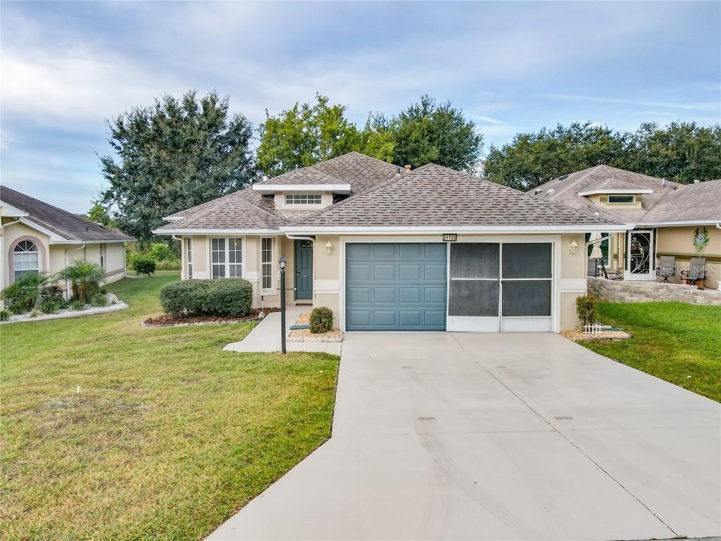 21725 King Richards Way, Leesburg, FL 34748