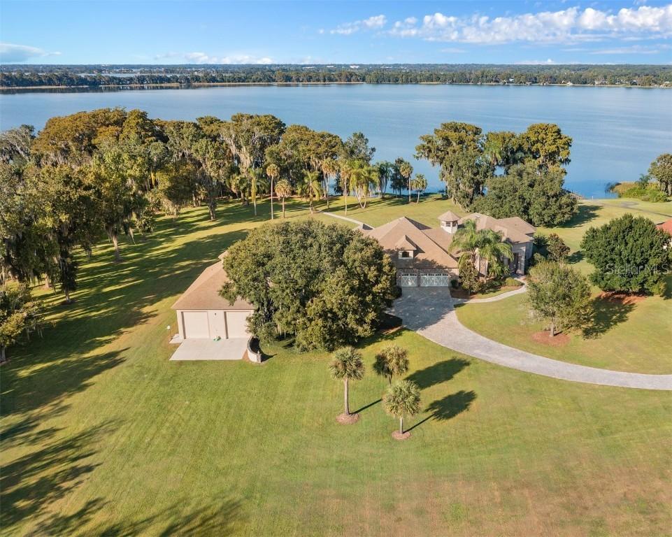 9003 Sadler Rd., Mount Dora, FL 32757
