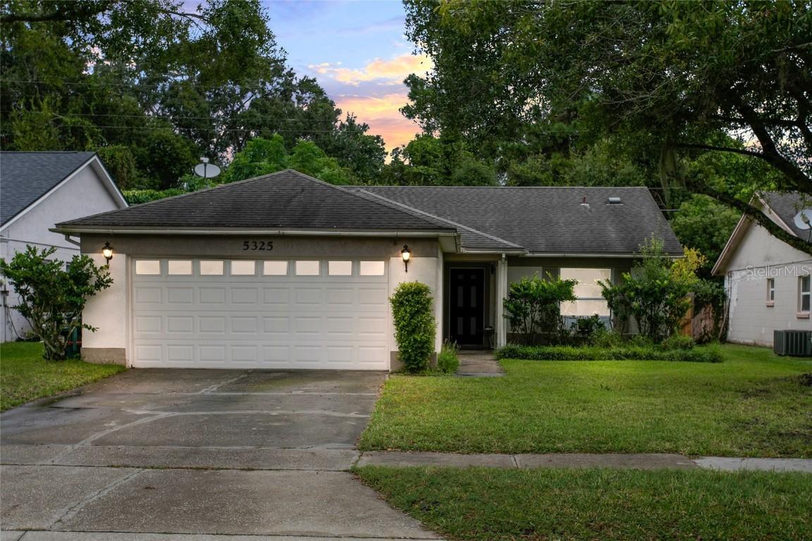 5325 Conway Oaks Ct., Orlando, FL 32812