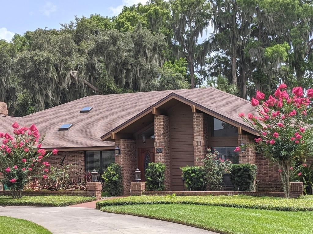 20 Sand Lake Pl., Eustis, FL 32726