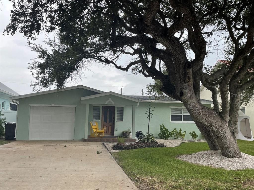 820 E 26th Ave., New Smyrna Beach, FL 32169