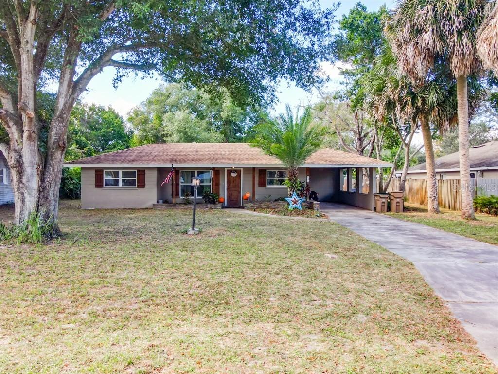 1175 Holly Dr., Mount Dora, FL 32757