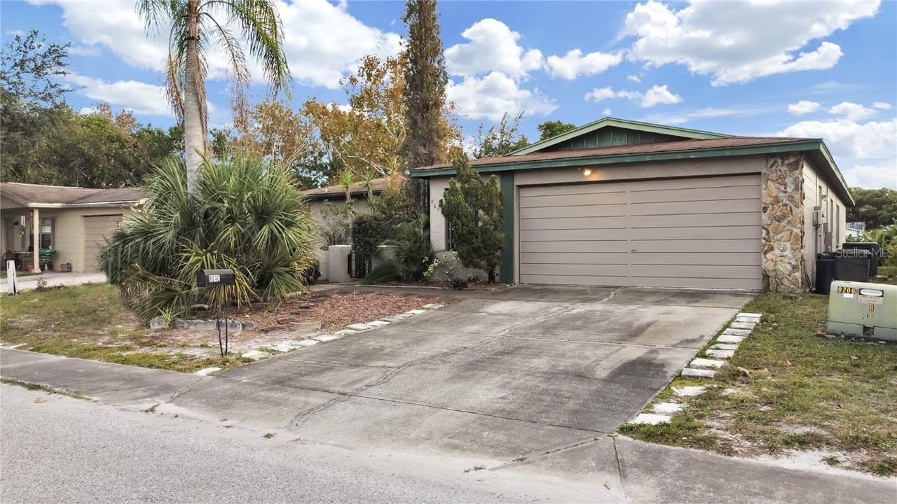 8040 Saybrook Dr., Port Richey, FL 34668