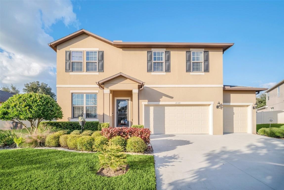 21321 Sorraia Cove, Mount Dora, FL 32757