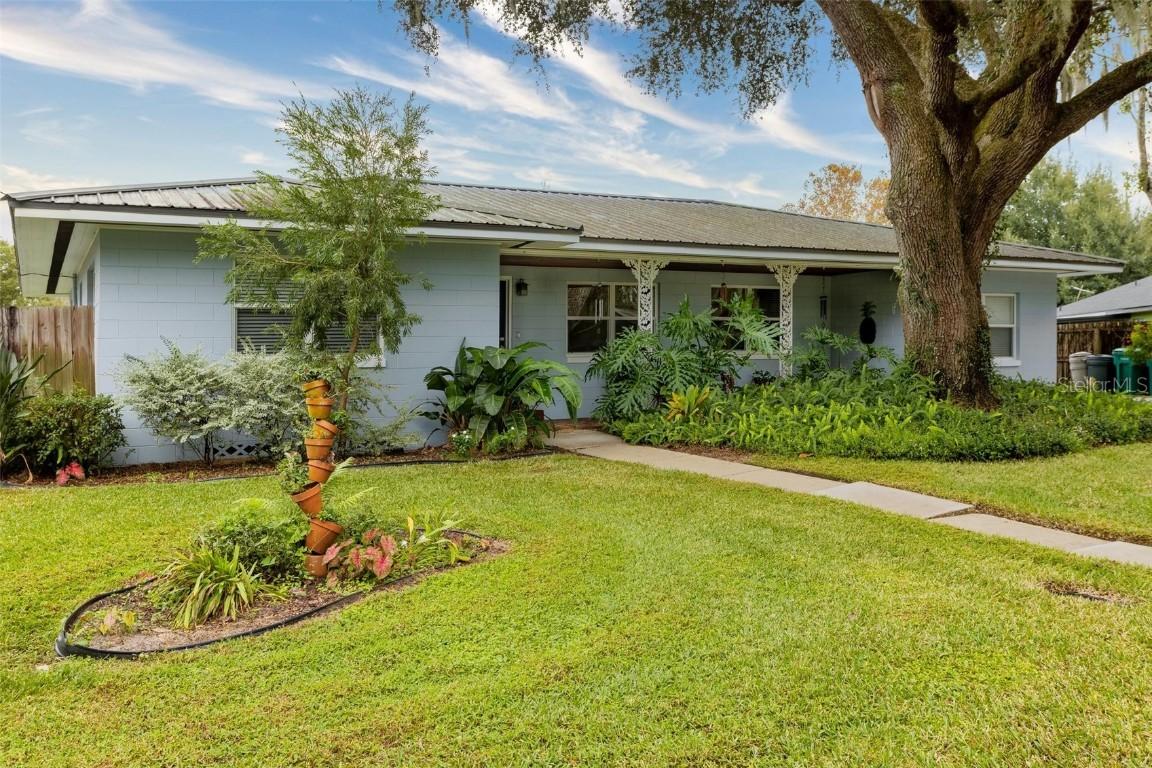 703 N Hawley St., Eustis, FL 32726