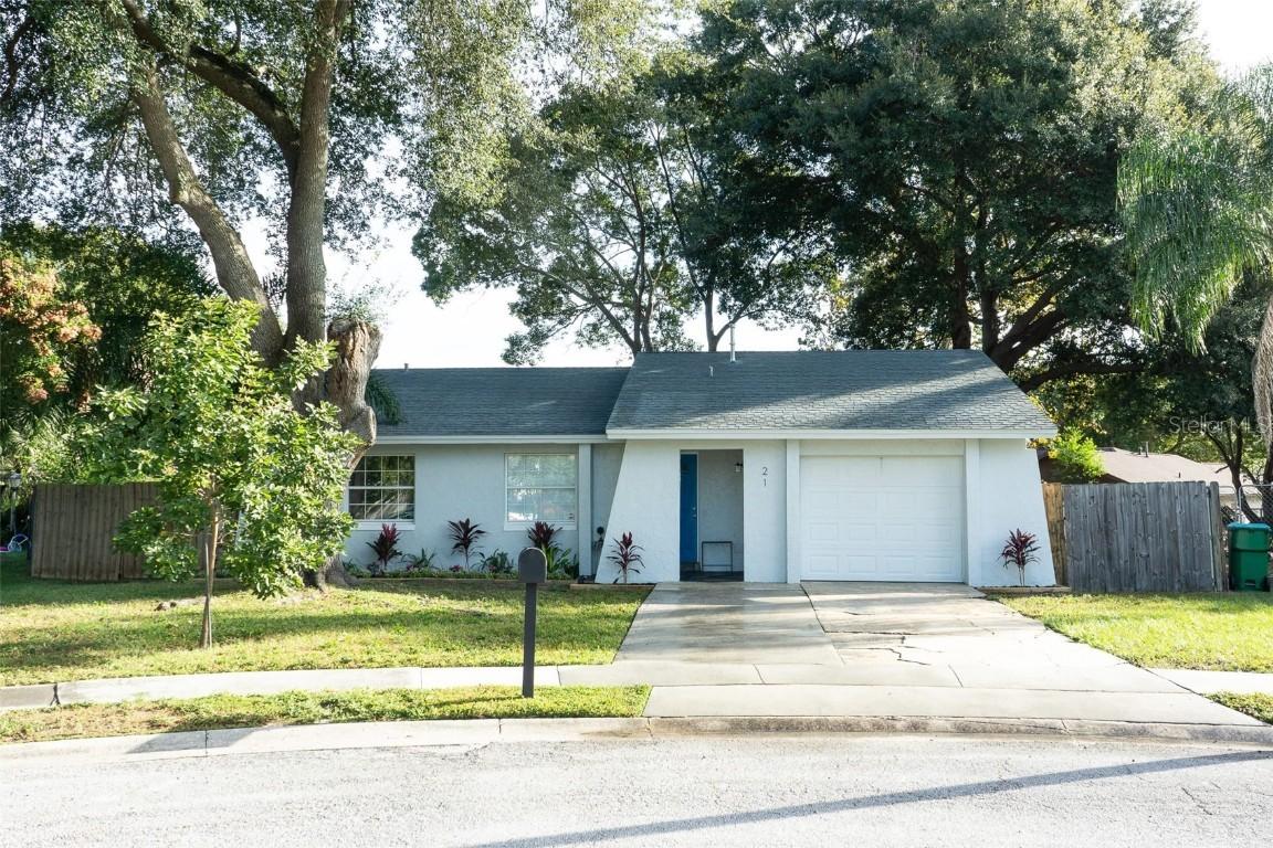 21 Elkwood Ct., Winter Springs, FL 32708