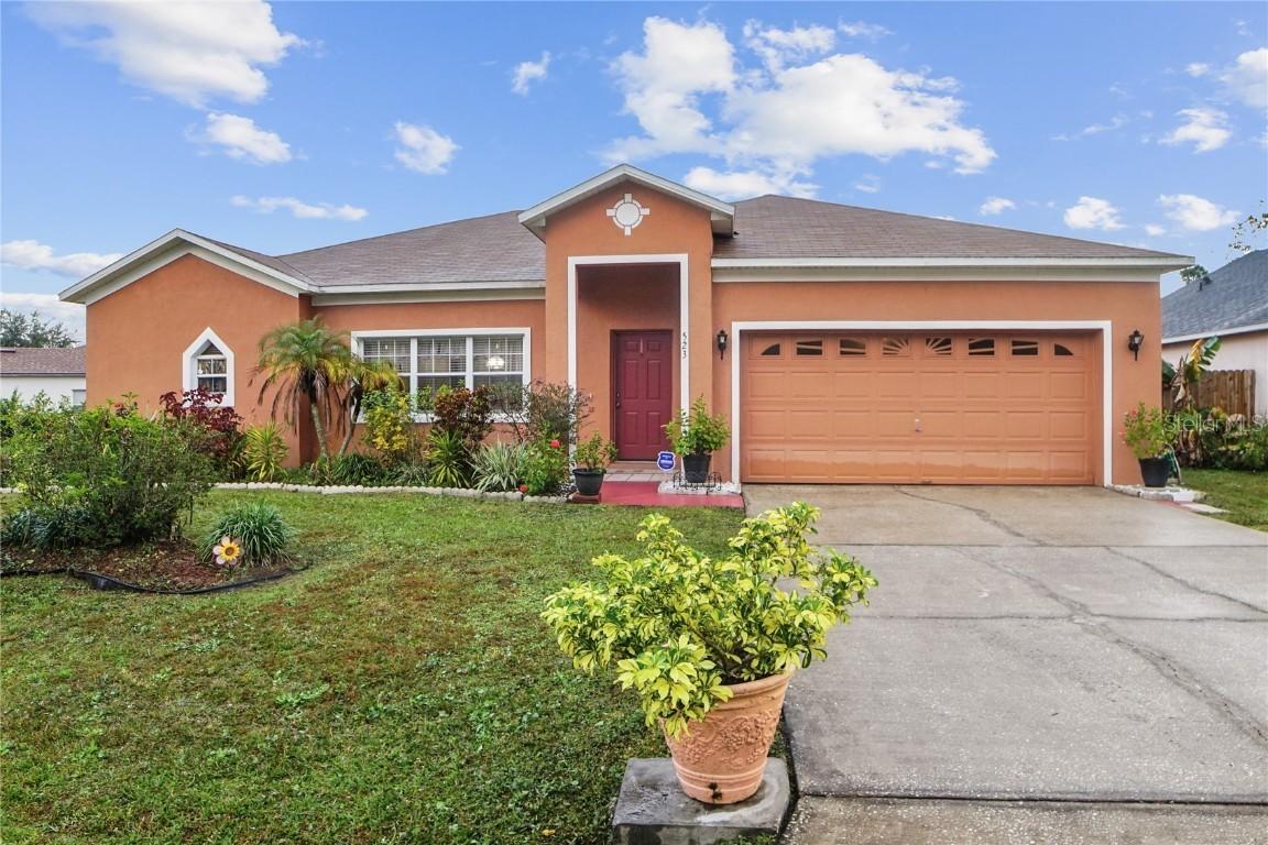 523 Nogales Ct., Kissimmee, FL 34758