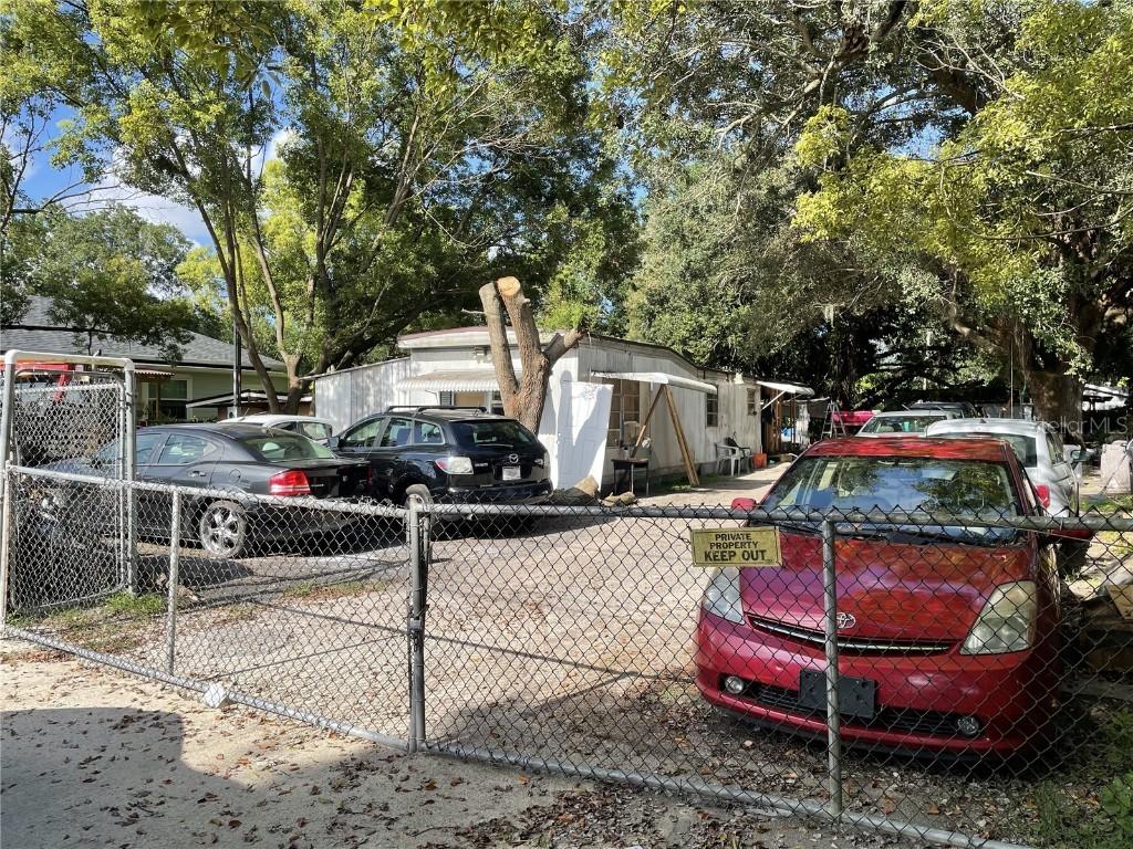 2743 Lucille St., Kissimmee, FL 34744