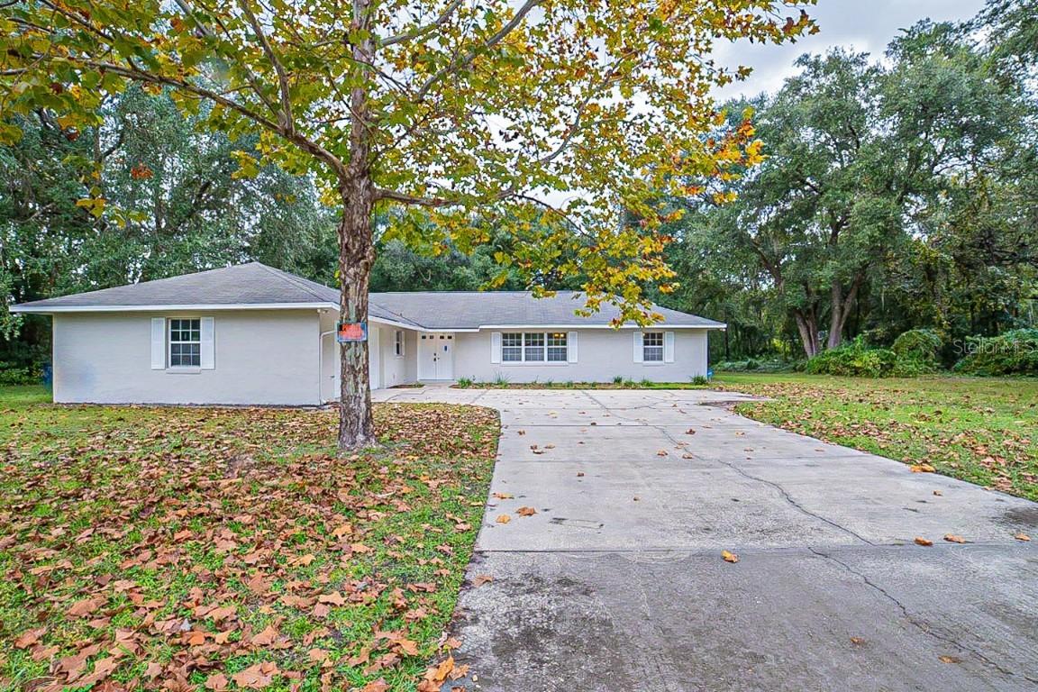 1895 Pruitt St., Leesburg, FL 34748