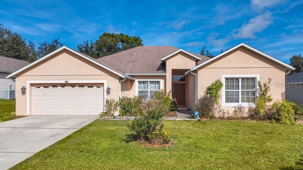 305 Salmon Ct., Kissimmee, FL 34759