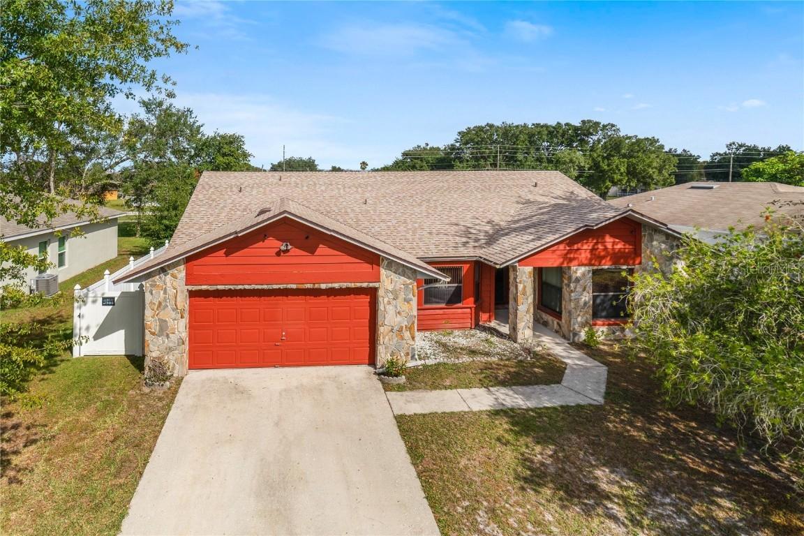 857 Pisa Ln., Kissimmee, FL 34758