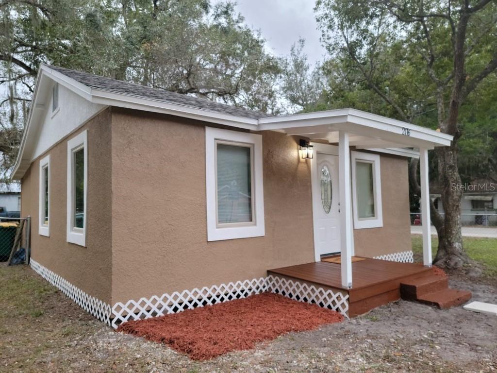 2116 Bates Ave., Eustis, FL 32726