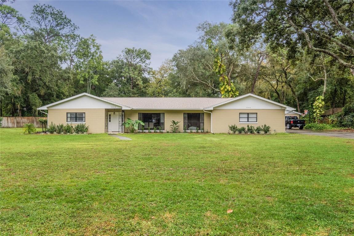 33412 Wesley Rd, Eustis, FL 32736