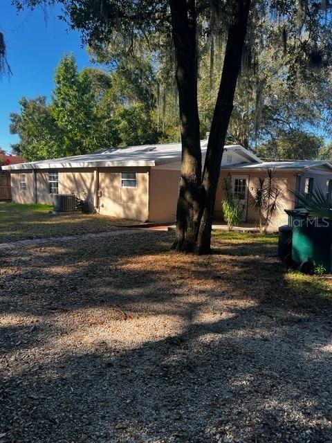 1130 Virginia Ct., Eustis, FL 32726