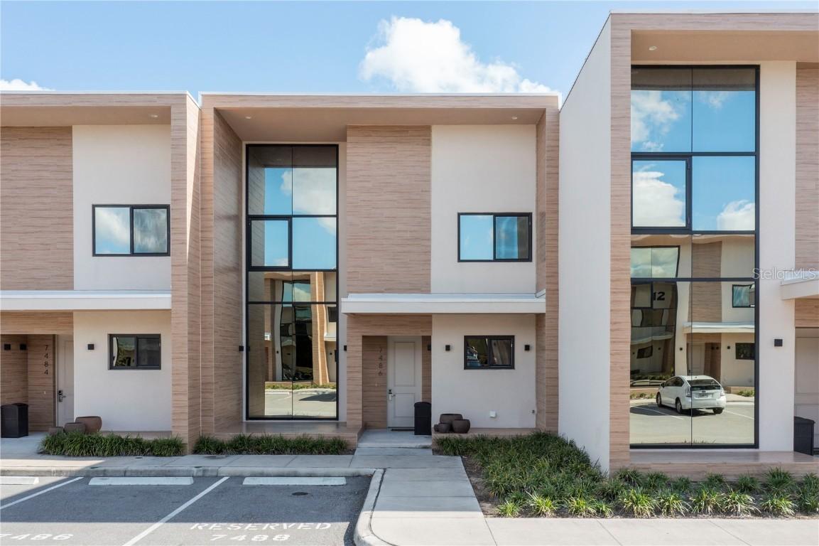 7486 Brooklyn Dr., Kissimmee, FL 34747