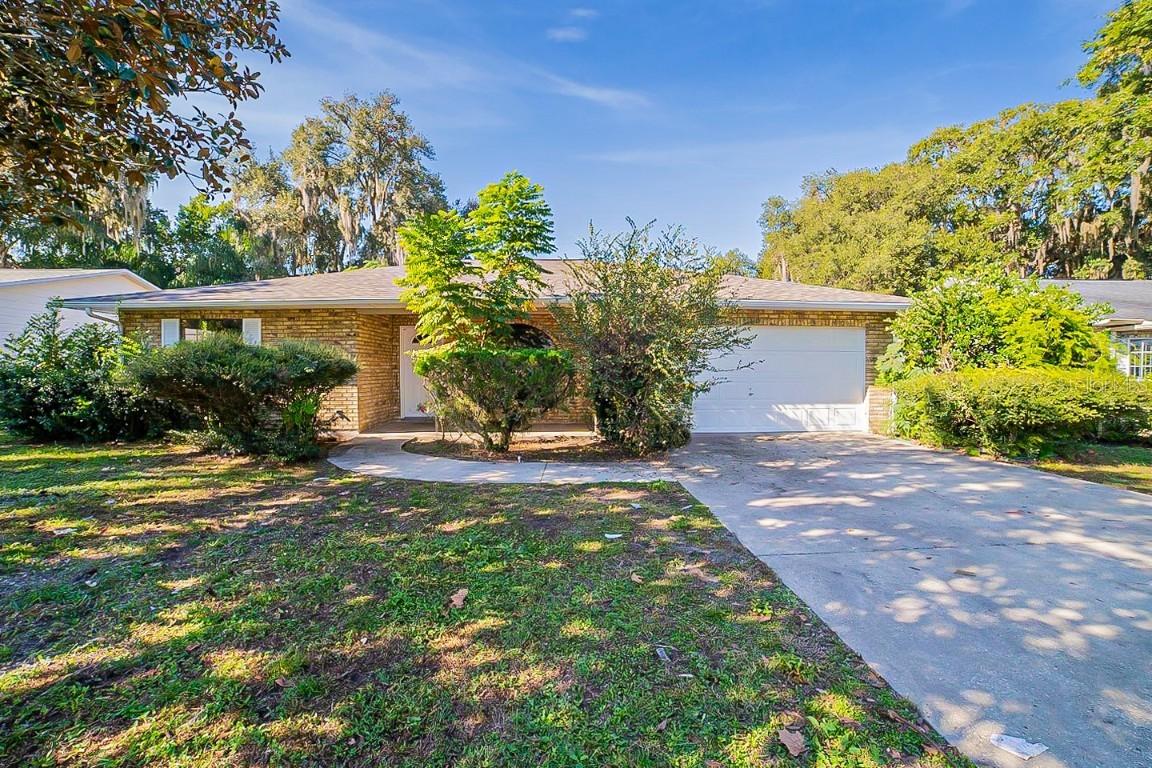 230 Frosti Way, Eustis, FL 32726