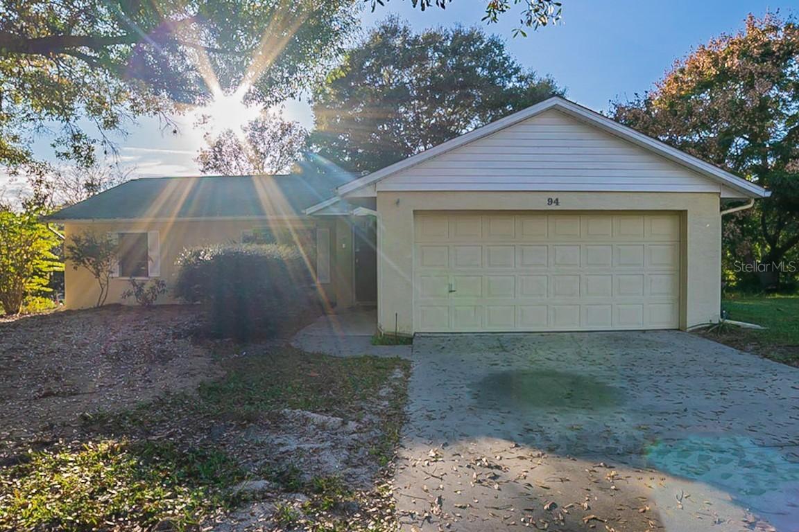 94 Hillside Dr., Eustis, FL 32726