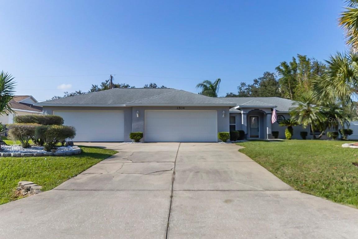 1504 Royal Palm Dr., Edgewater, FL 32132