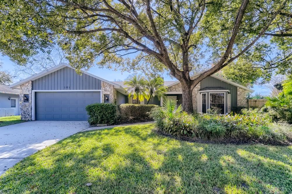 101 E Berkshire Cir., Longwood, FL 32779