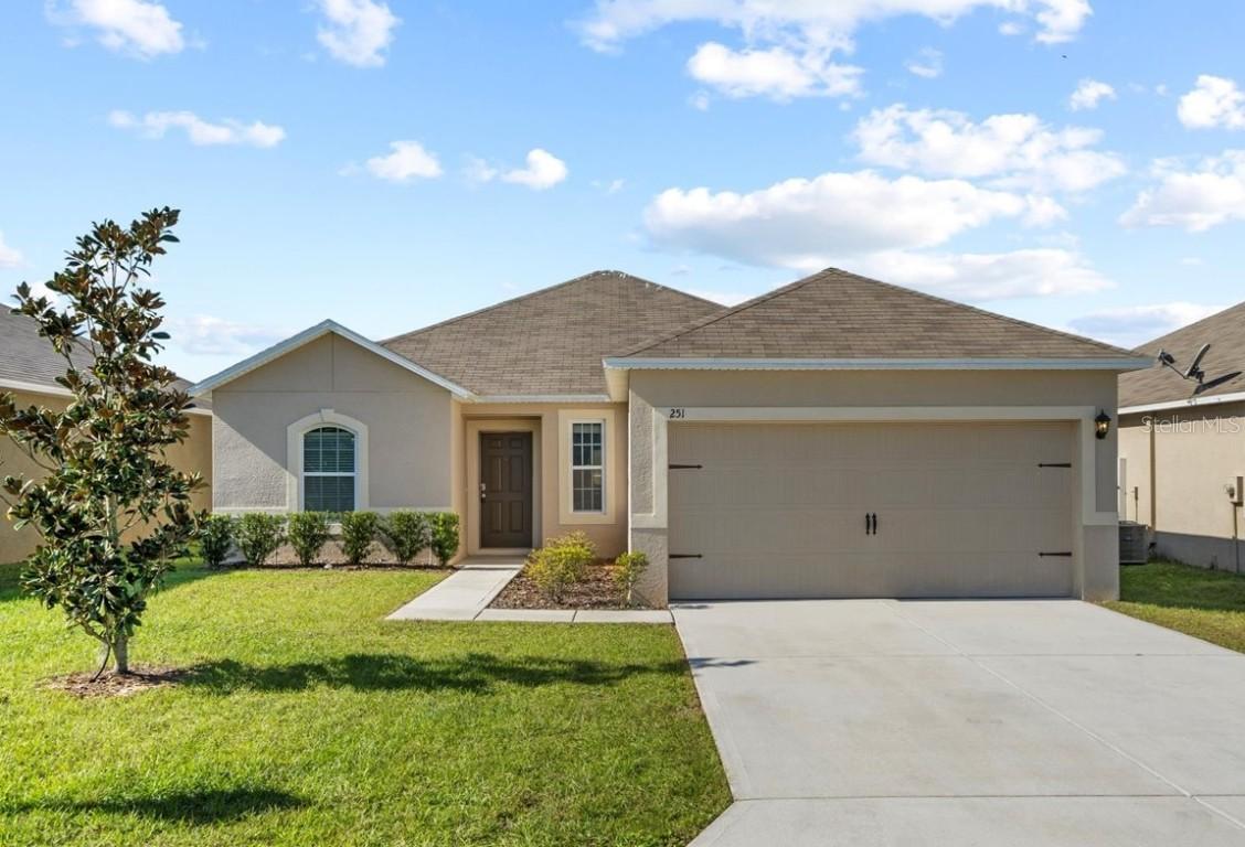 251 Willow Bend Dr., Davenport, FL 33897