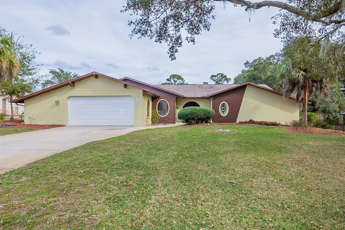 8237 Delaware Dr., Weeki Wachee, FL 34607