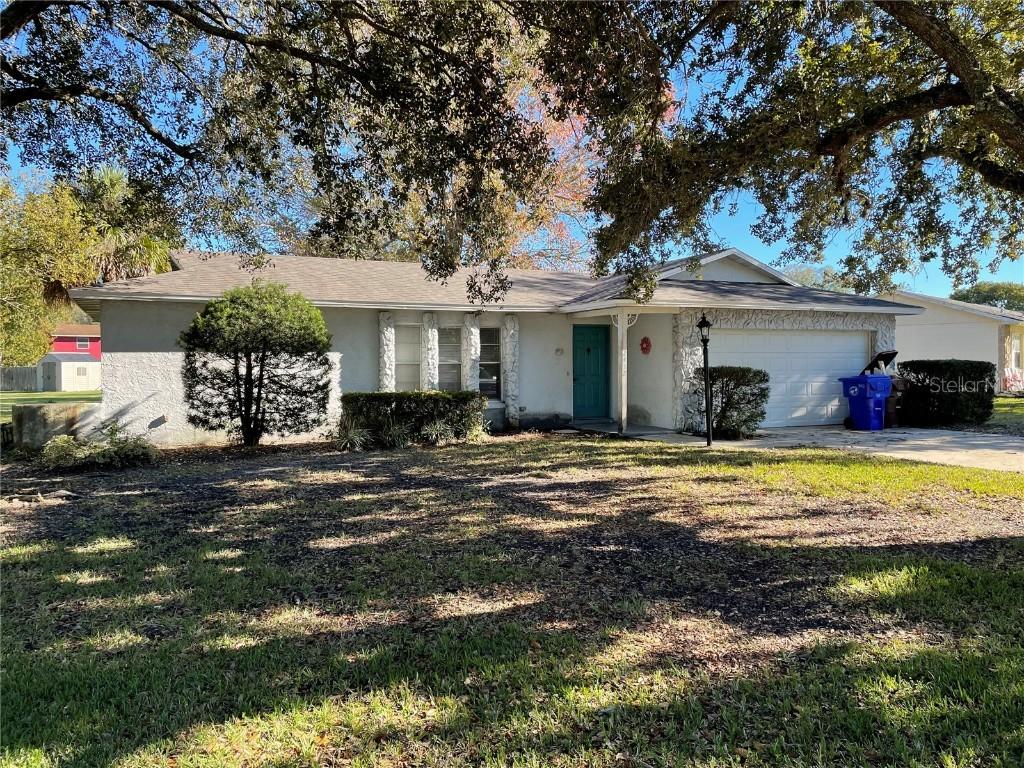 2432 Oakwood Ct., Kissimmee, FL 34744