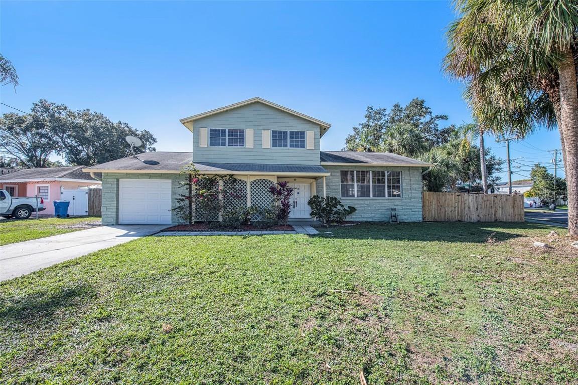 8301 Boxwood Dr., Tampa, FL 33615