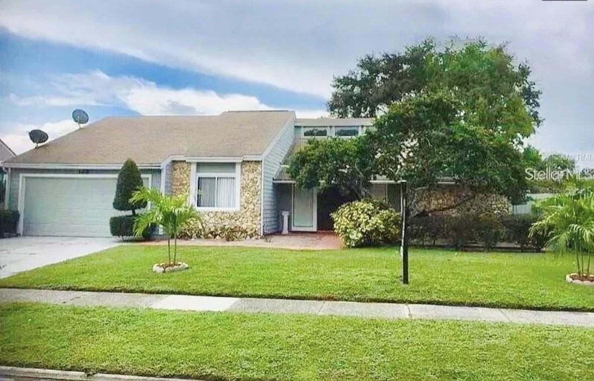 128 S Shadow Bay Dr., Orlando, FL 32825