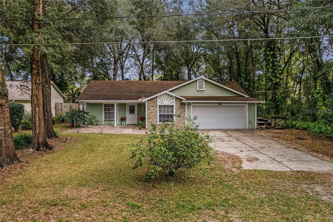 31142 Shinnecock Hills Ave., Sorrento, FL 32776
