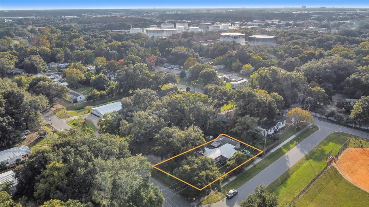 9654 5th Ave., Orlando, FL 32824