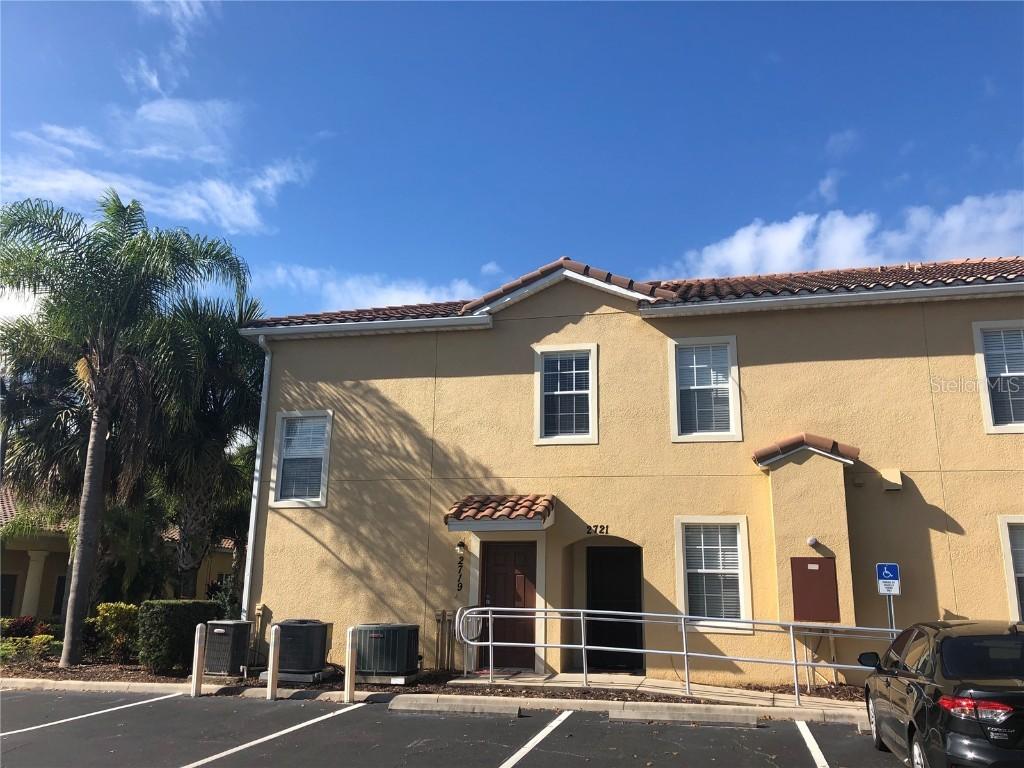 2721 Oakwater Dr., Kissimmee, FL 34747