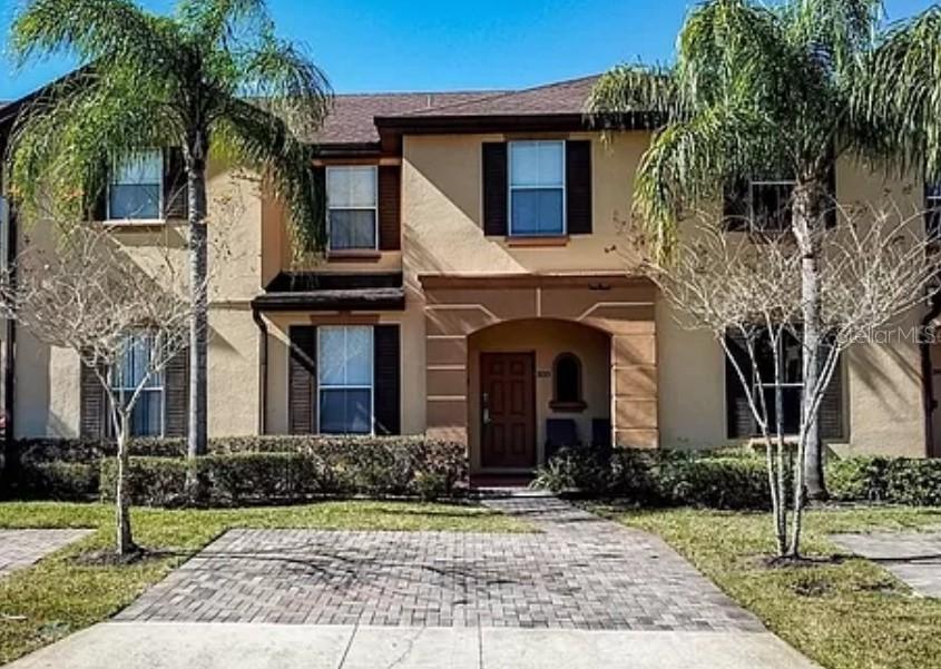 2133 Calabria Ave., Davenport, FL 33837