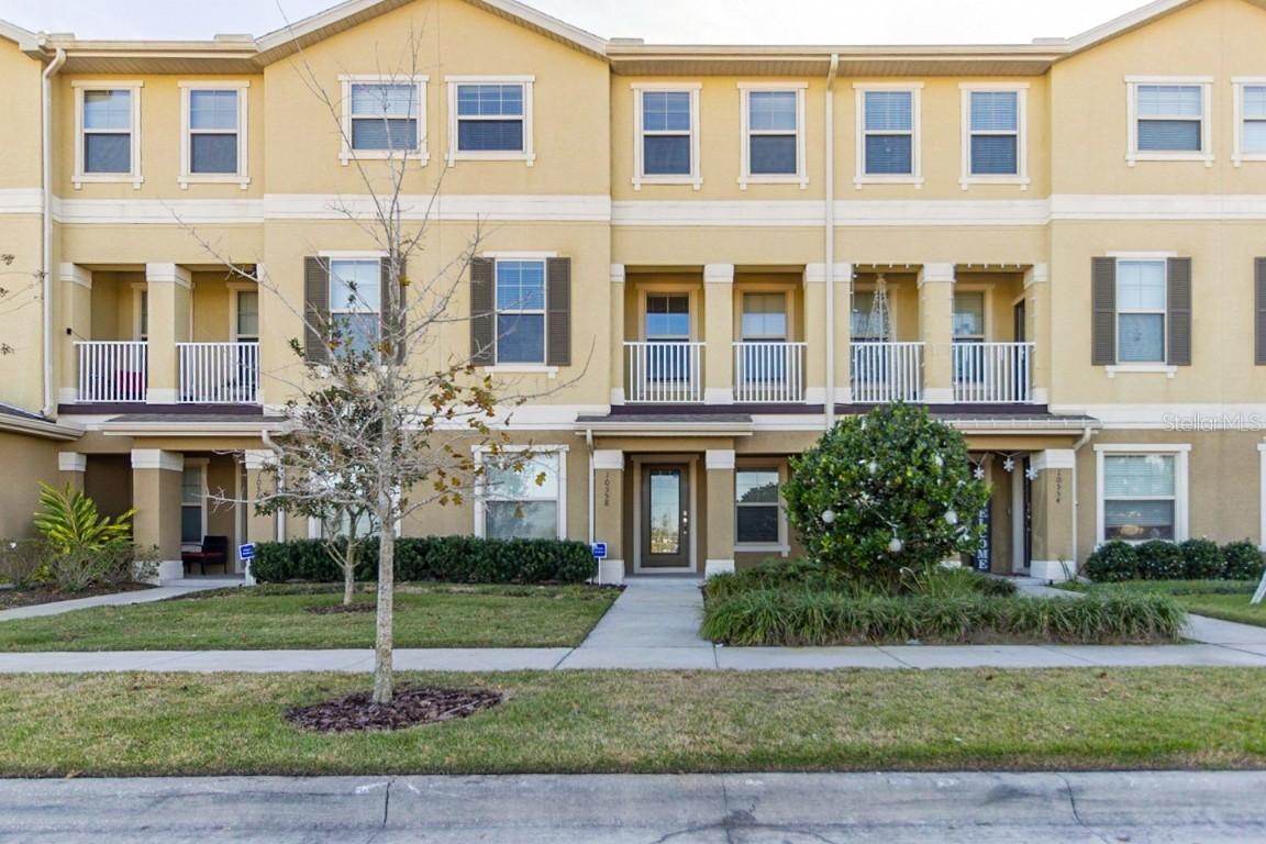 10558 Green Ivy Ln., Orlando, FL 32832