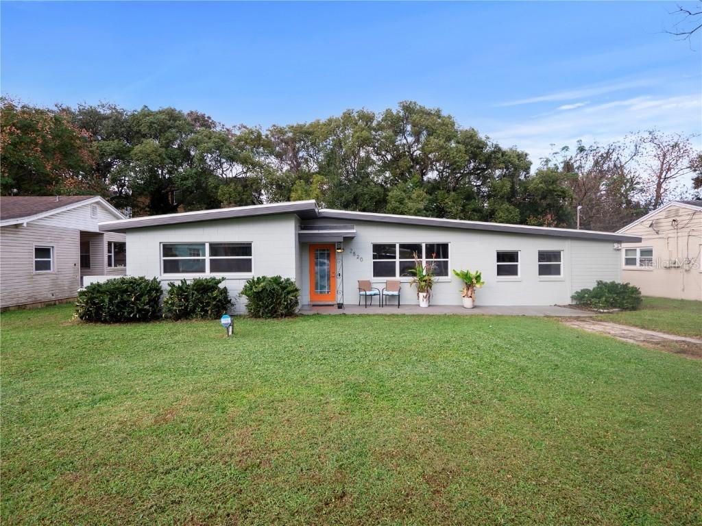 2520 Lake Wade Ct., Orlando, FL 32806