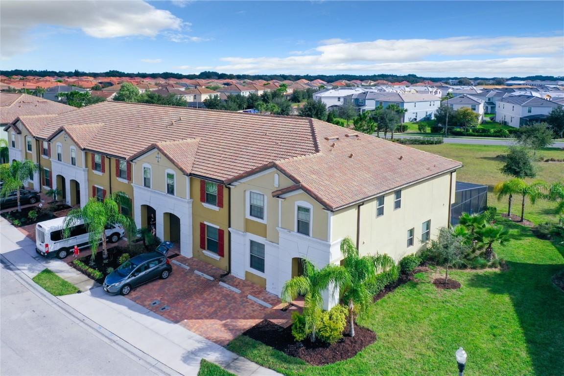 4662 Terrasonesta Dr., Davenport, FL 33837