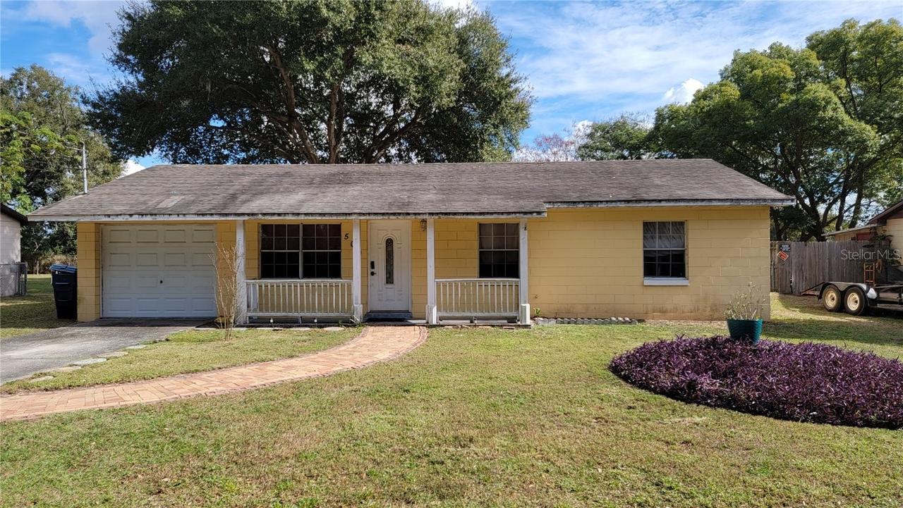 500 Fern Ave., Tavares, FL 32778