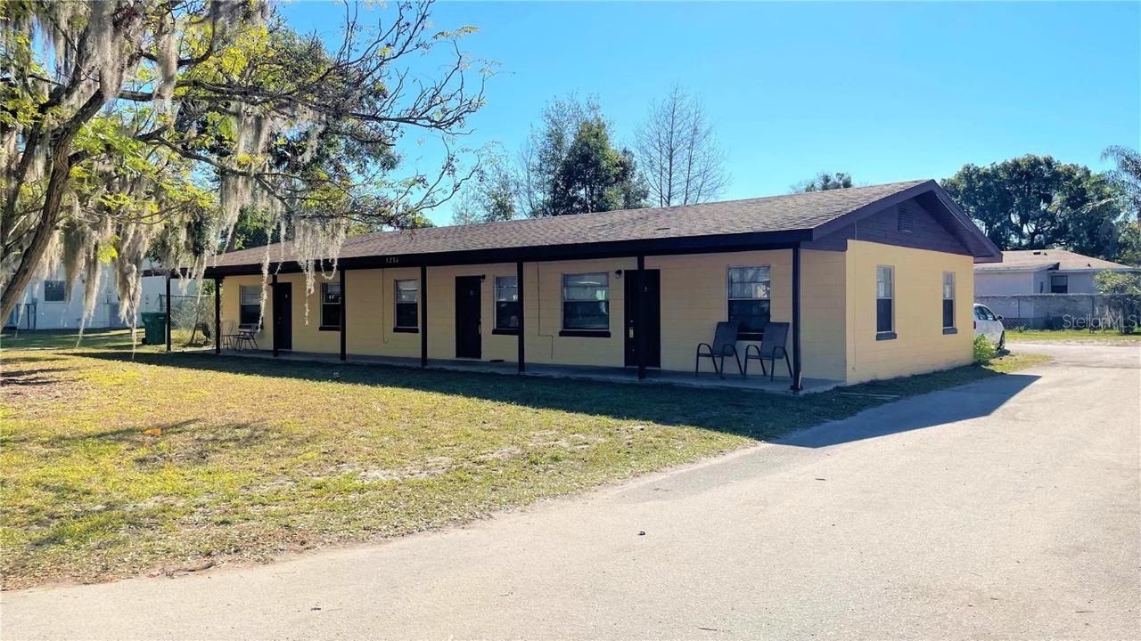 1210 E Hazzard Ave., Eustis, FL 32726