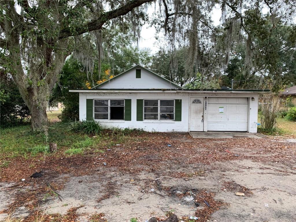 1155 Wells Ave., Tavares, FL 32778