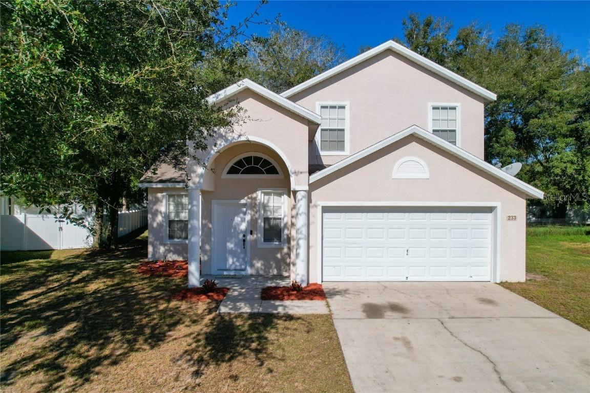 233 Bluff Pass Dr., Eustis, FL 32726