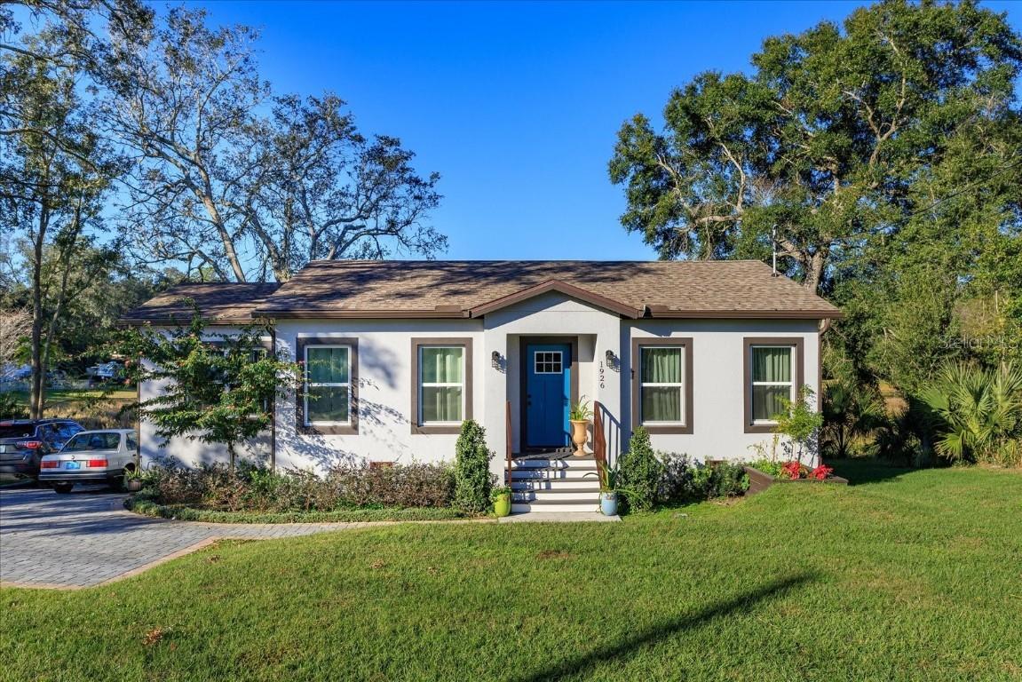 1926 Longwood Lake Mary Rd., Longwood, FL 32750